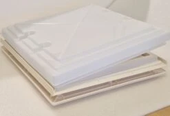 MPK 400 Opaque Rooflight Vent -Best Camping Equipment mpk 400 opaque rooflight vent 8 4195 p
